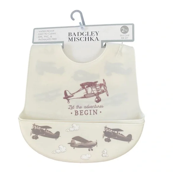 New! Badgley Mischka Vintage "Let the adventures Begin" Silicone Bib Set - Picture 2 of 7